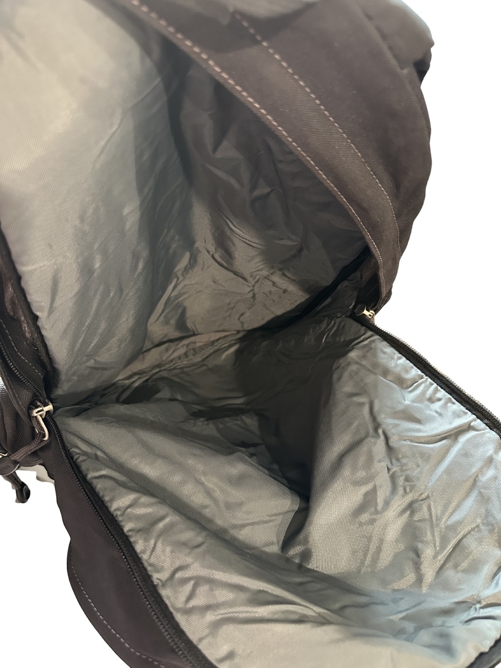 Vintage Black & Grey REI Hiking Backpack - Picture 4 of 8